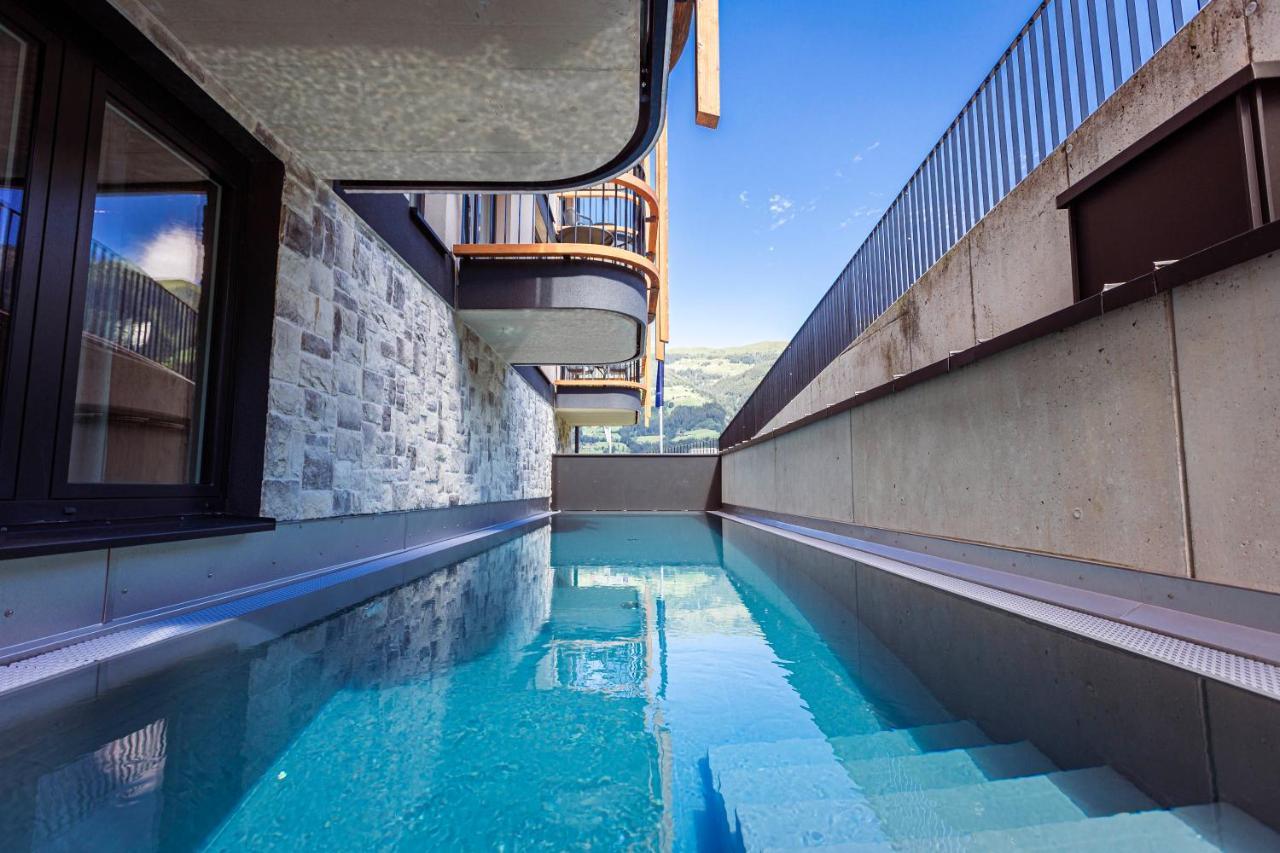 Zillertal Suites Fuegen By Alps Resorts Exteriör bild