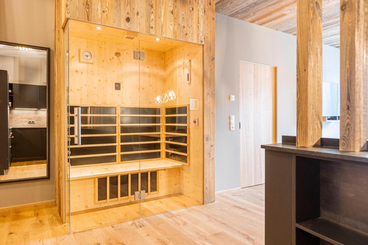Zillertal Suites Fuegen By Alps Resorts Exteriör bild