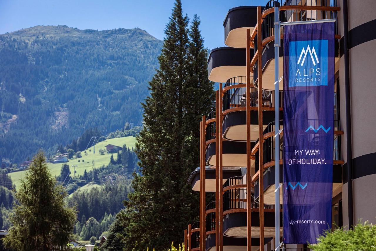 Zillertal Suites Fuegen By Alps Resorts Exteriör bild